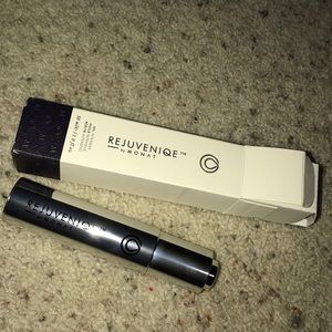 Monat rejuveniqe oil